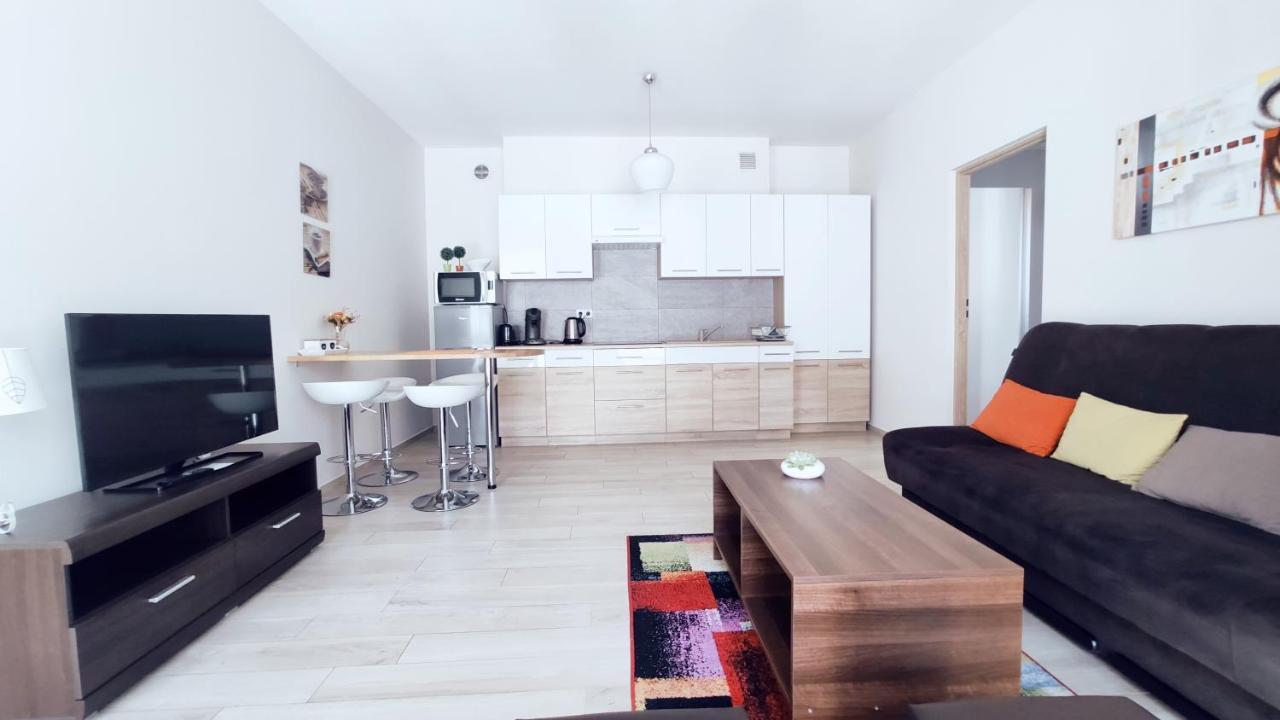 Pilsudskiego 11 By Homeprime Krakkó Kültér fotó